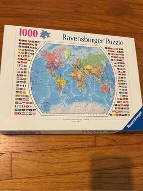 Ravensburger World Map 1000-Piece Puzzle - Blue, White, Multicolor